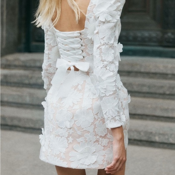 Anthropologie Helsi Ellen Long-Sleeve 3D floral mini dress. Size Small NWT - Picture 10 of 17